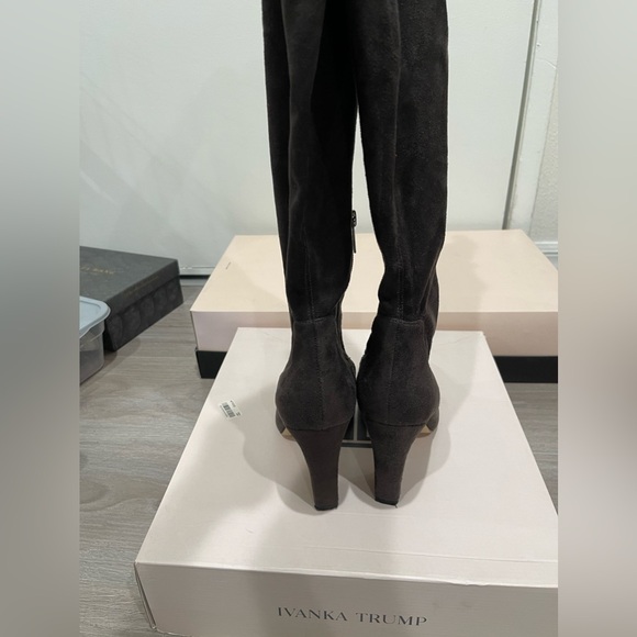 Ivanka Trump over the knee heeled boots. Size 8.5 - Picture 4 of 9